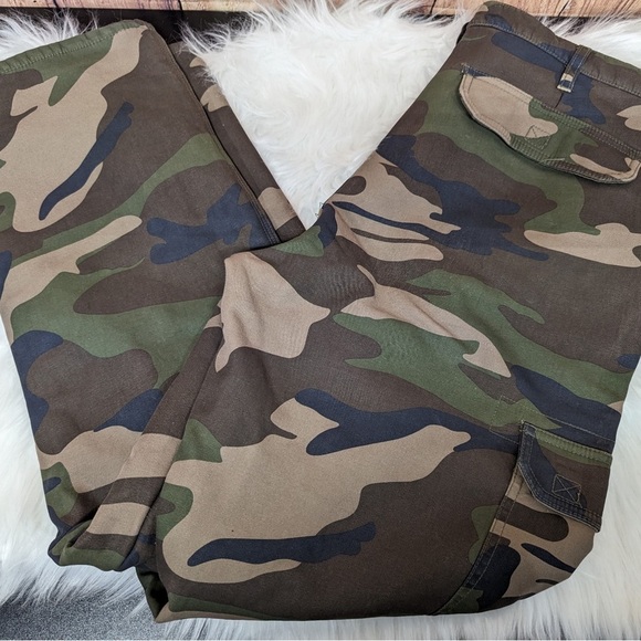 Stanley fleece lined Camouflage Cargo Pants size 34x32 men’s - Picture 5 of 7